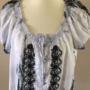 Cute Blouse. NWT